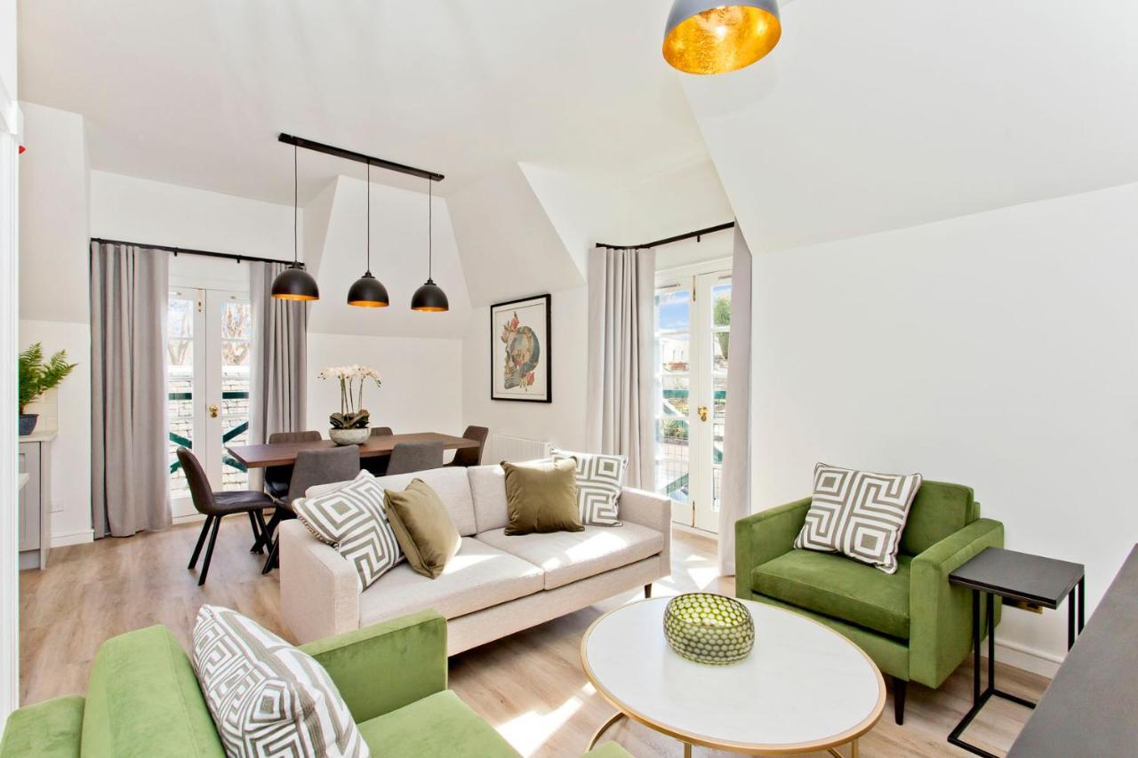 Newly Reno'D 2 Bed With Free Parking Apartment EDI Exterior photo