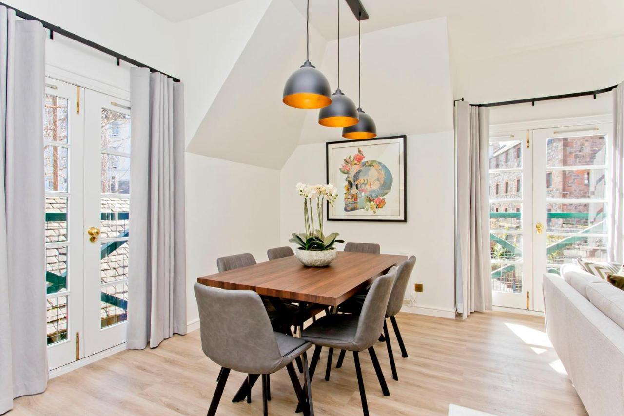 Newly Reno'D 2 Bed With Free Parking Apartment EDI Exterior photo